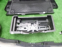 AUDI A4 B9 ELEMENTY TAPICERKA BAGAŻNIKA 8W5867975F 8W5863880B 8W5863879C 8W5863463A - 15