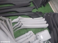 AUDI A1 8X OSŁONA PRZECIW SŁONECZNA SŁONECZNIK LEWY PRAWY  OSŁONA SŁUPKA SRODKOWEGO OSŁONA SŁUPKA PRZEDNIEGO OSŁONA SŁUPKA TYLNEGO OSŁONA PROGU RACZKA PODSUFITKI LAMPKA PODSUFITKI LUSTERKO WSTECZNE WEWNETRZNE 8X3853371 8X4867288 8X0867233A 8X4867243 8X486 - 14