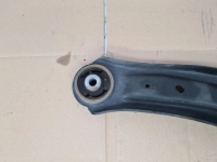 AUDI VW SKODA WACHACZ PRZEDNI 3Q0407151G 3Q0407152G - 17